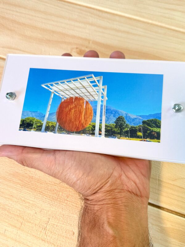 Esfera Caracas